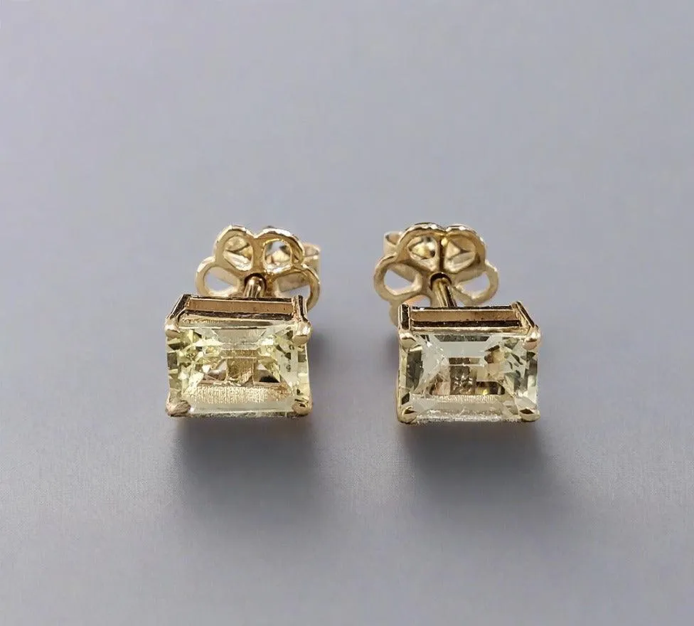 14k Gold Rectangle Aquamarine Studs Earrings