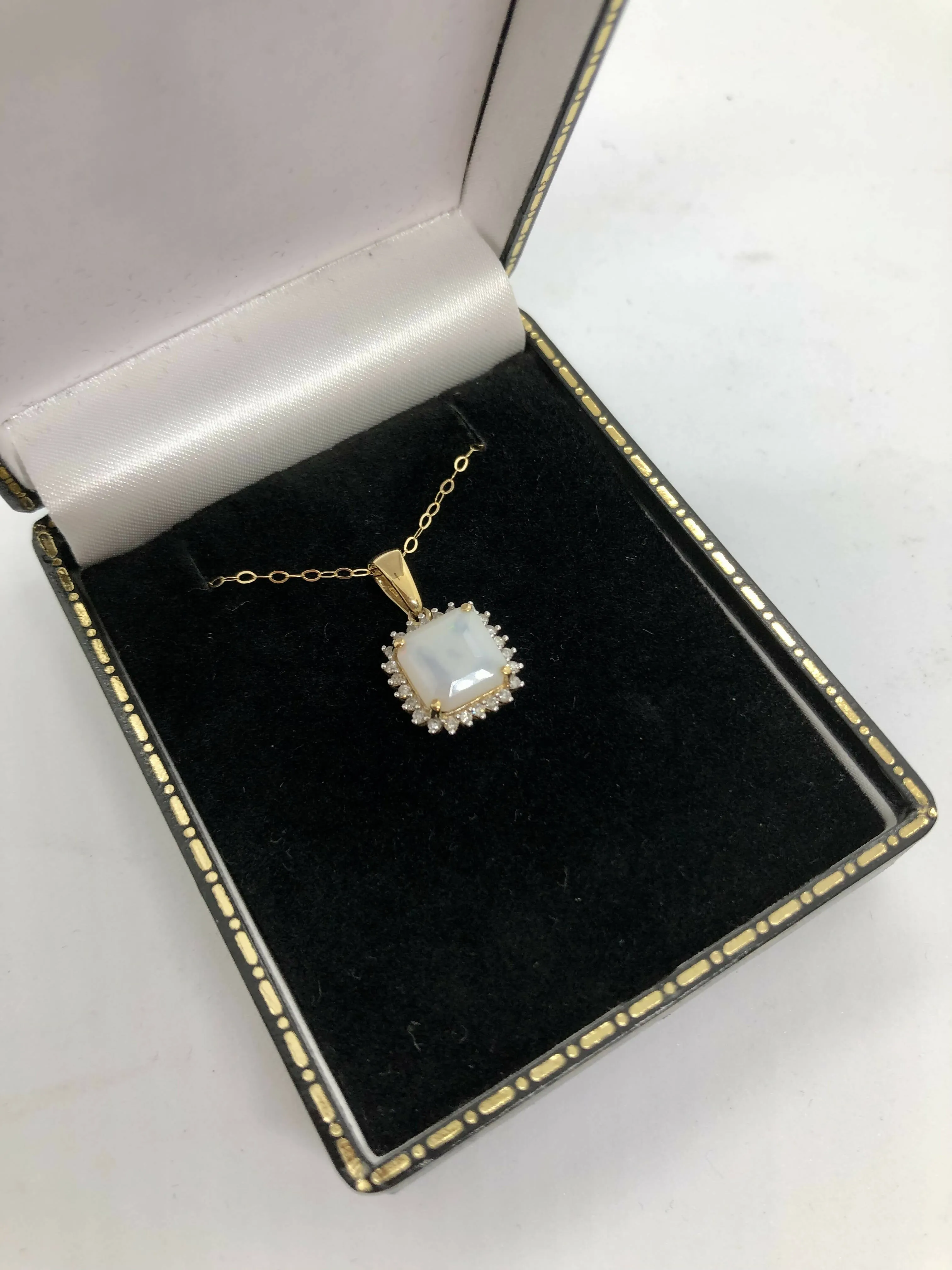 9ct Yellow Gold Australian Fire Opal & Diamond Pendant