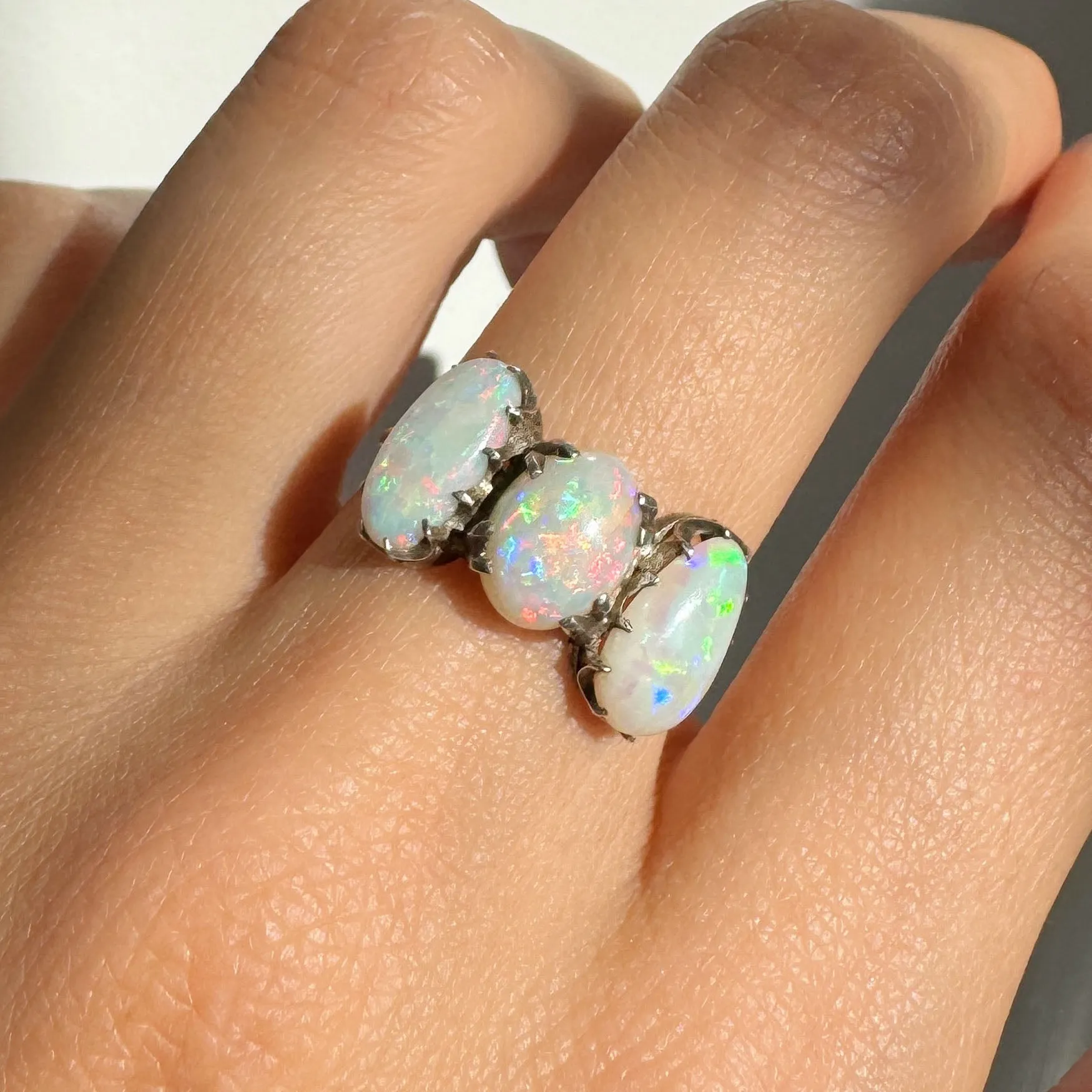 Antique 15ct Gold Opal Trilogy Ring