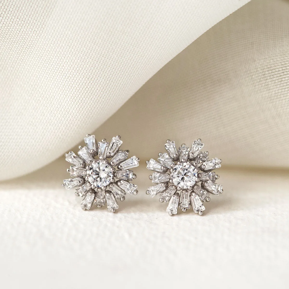 Deco Baguette Rays Studs