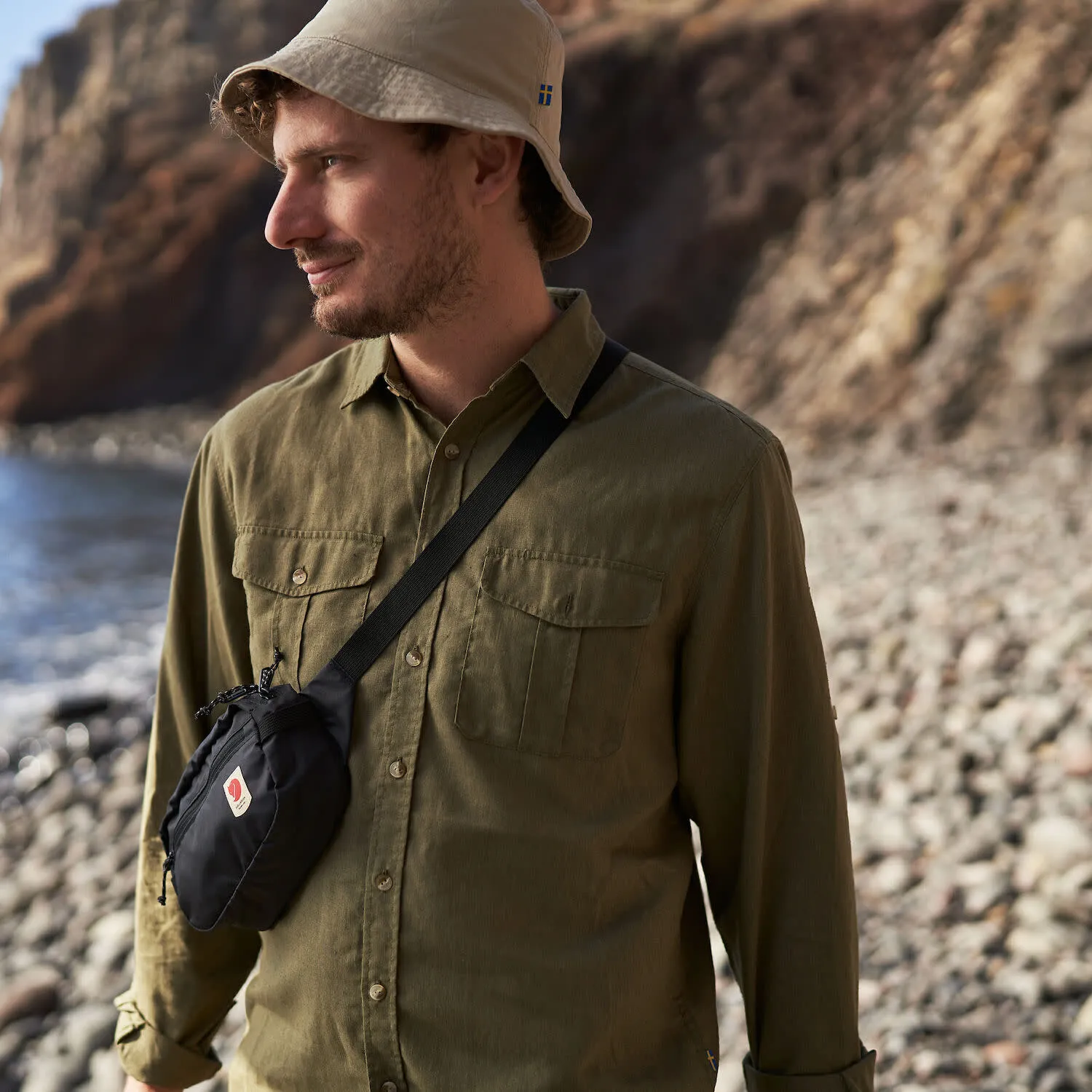 Fjällräven Reversible Bucket Hat Patina Green-Dark Navy | Buy Fjällräven Reversible Bucket Hat Patina Green-Dark Navy here | Outnorth