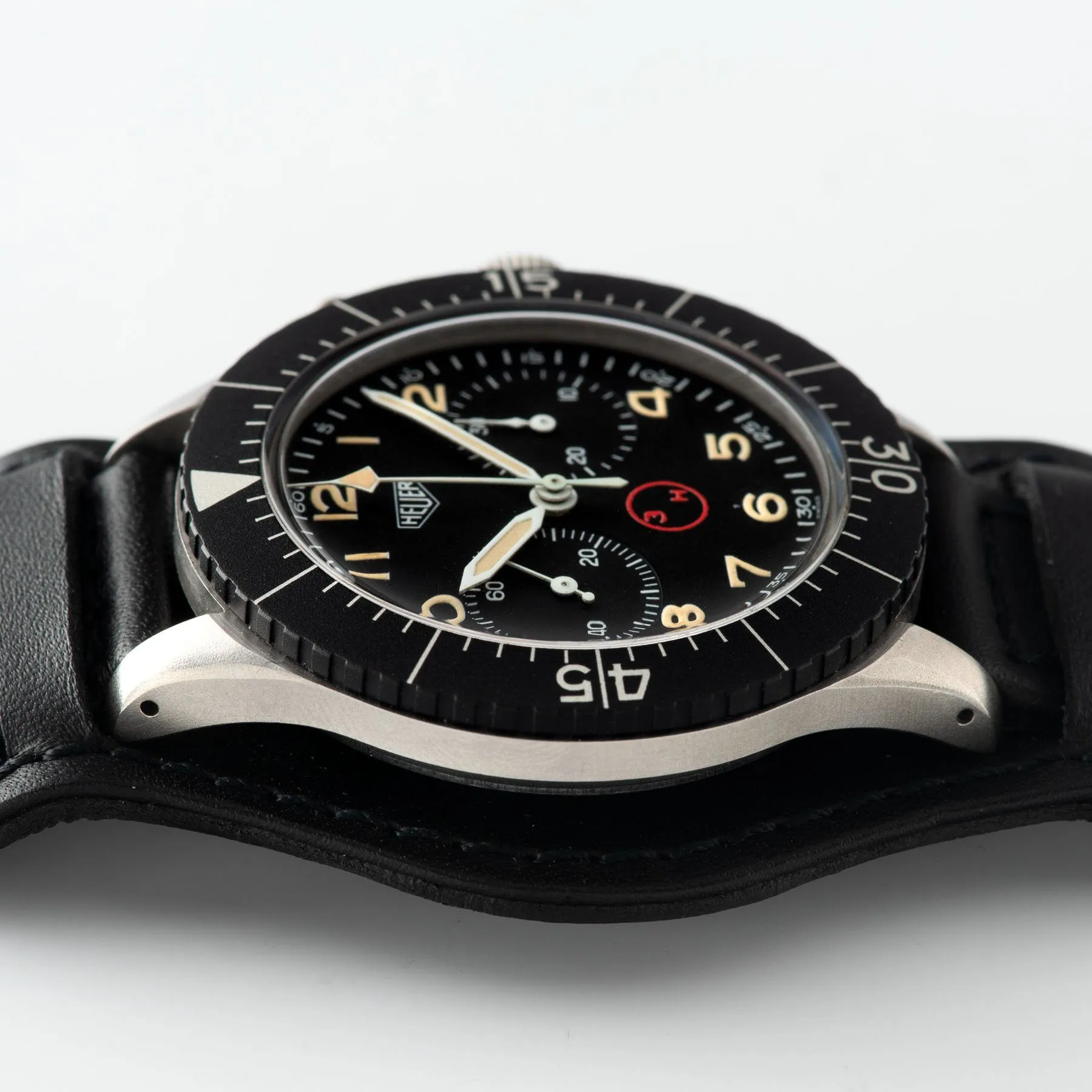 Heuer Chronograph Bundeswehr Issued Chrono 1550SG