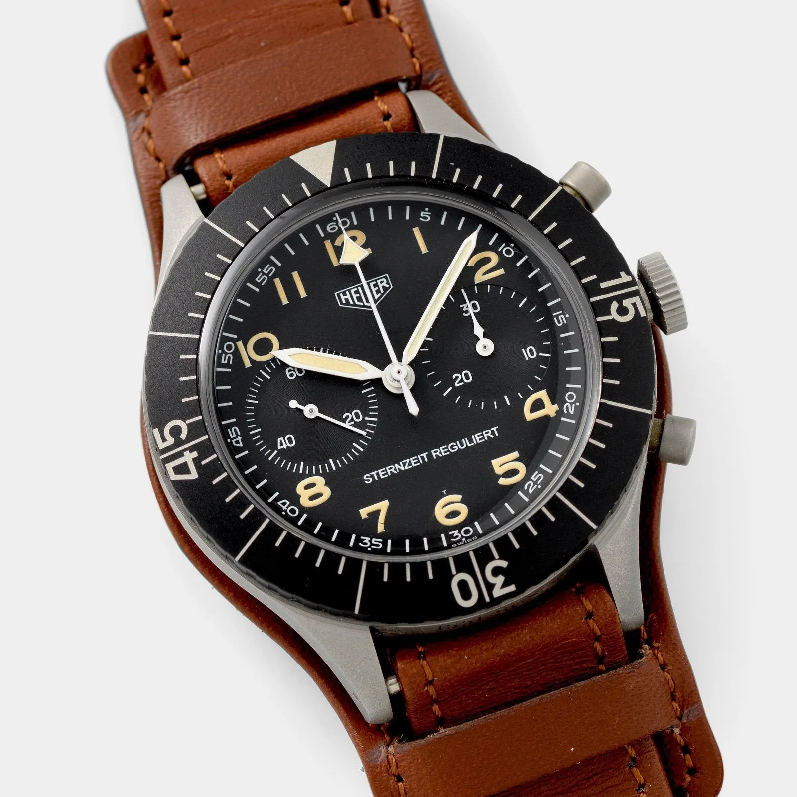 Heuer Chronograph Bundeswehr Sternzeit Reguliert 1551 SGSZ