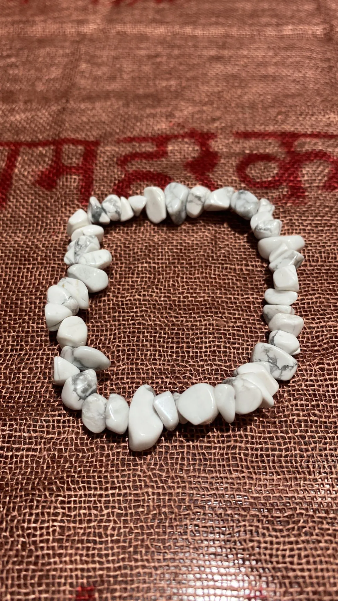 Howlite Chips Stretch Bracelet