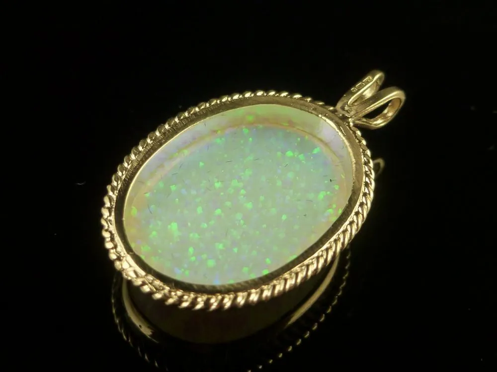 Large Opal Pendant 9Ct Gold 17Ct Opal