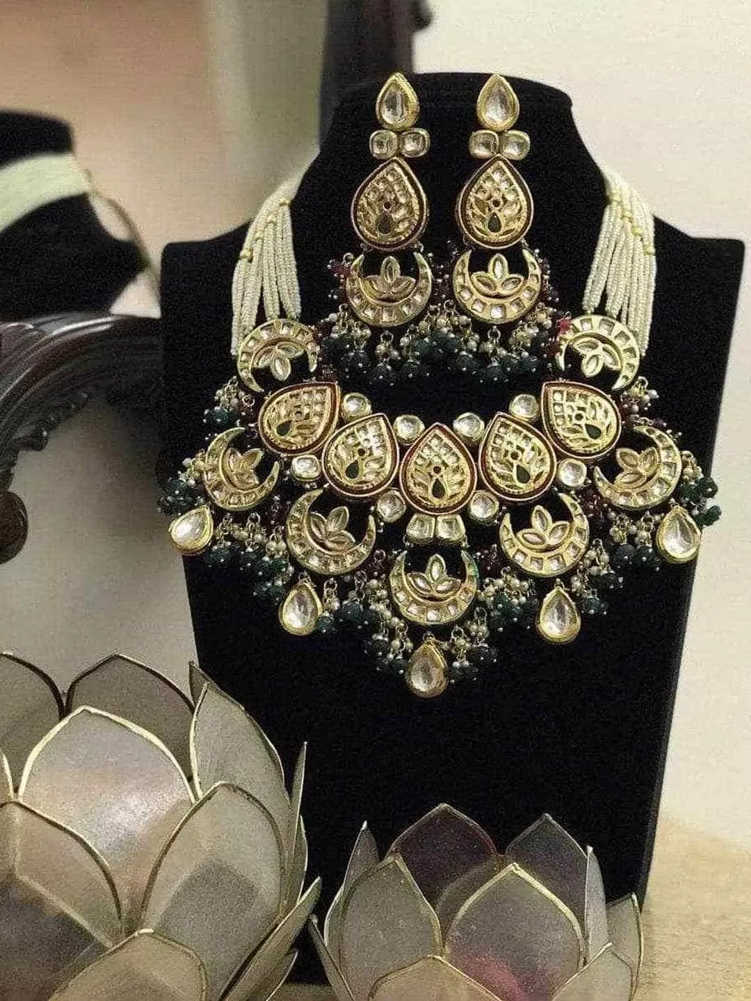 Meena Kundan Multi Chand Necklace