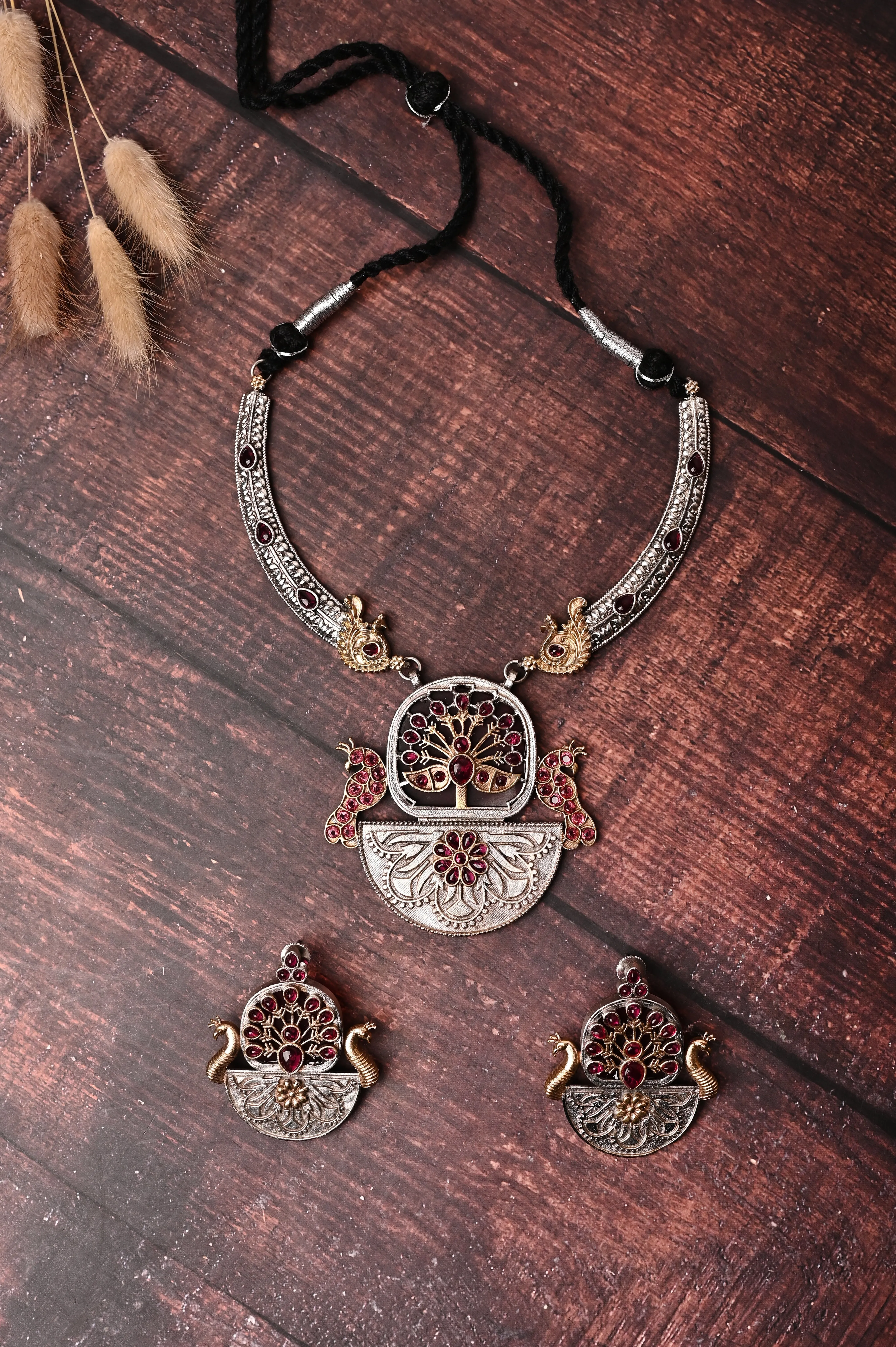 Silver and Golden Metal Necklace Set with Maroon Monalisa Stone Work and Large Pendant