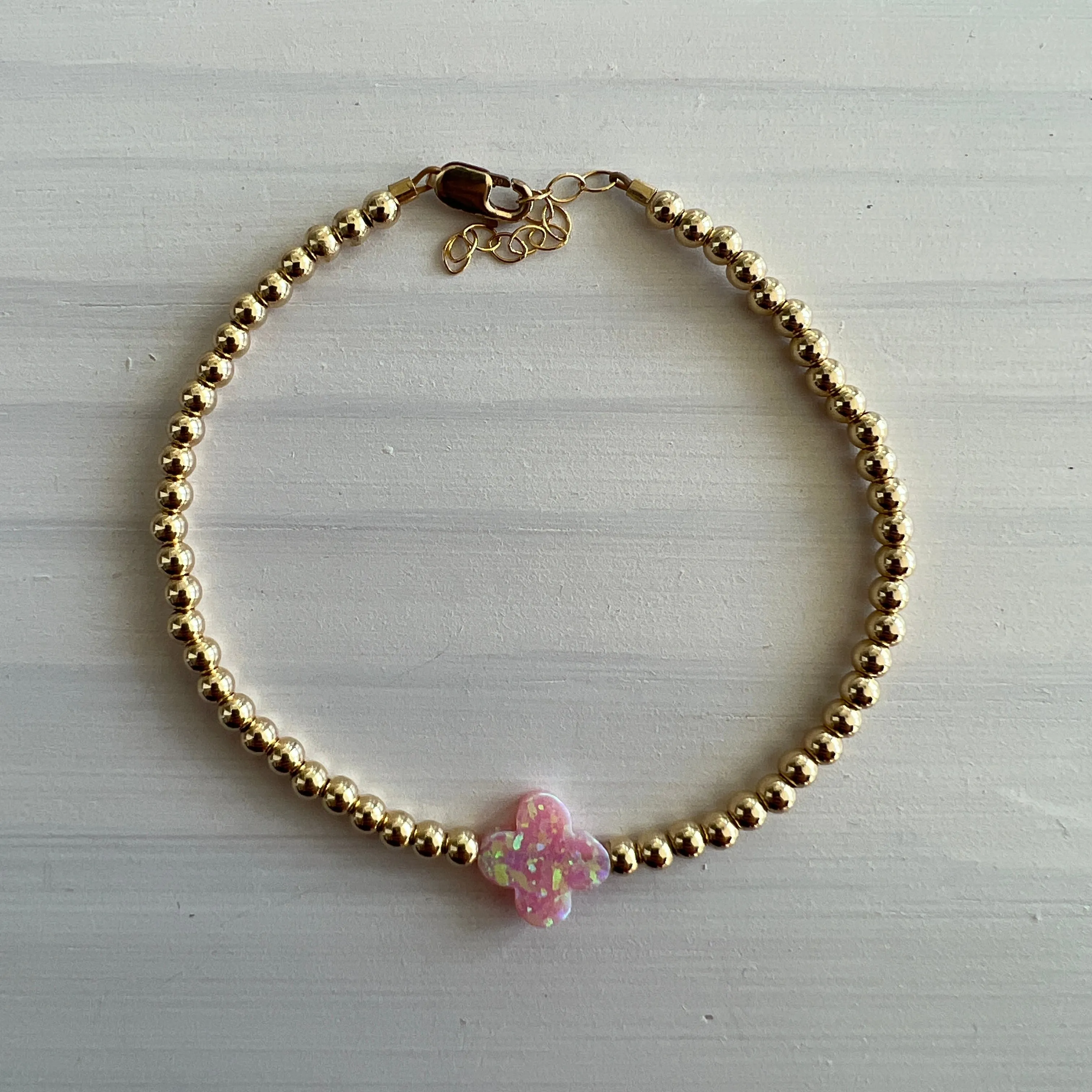 Single Medium Clover Bracelet