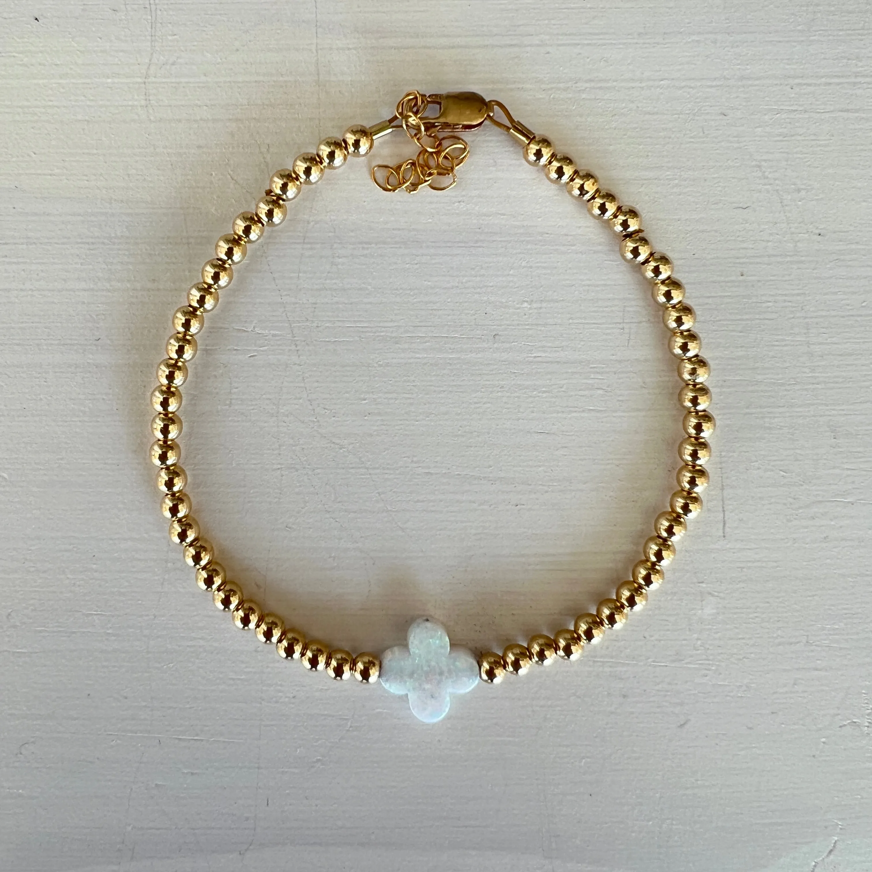 Single Medium Clover Bracelet