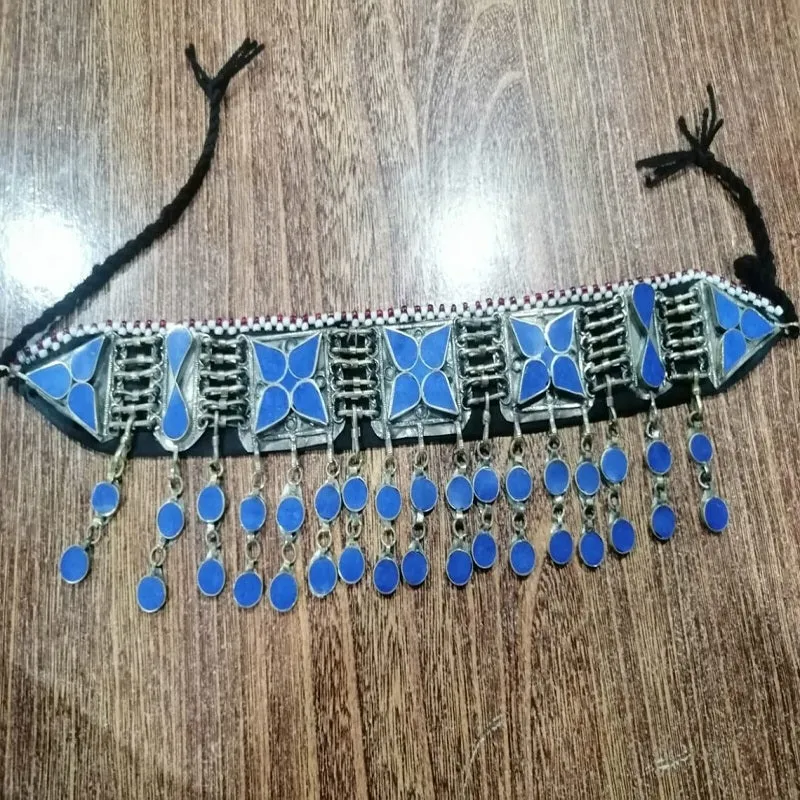 Tribal Choker Necklace With Dangling Tassels